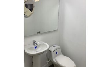 Se Vende Casa Comercial con Oficinas en El Dorado