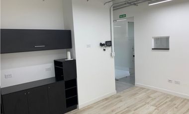 Se Vende Casa Comercial con Oficinas en El Dorado