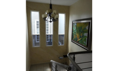 SE ALQUILA APARTAMENTO AMOBLADO EN BRISAS DEL GOLF