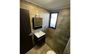 Departamento céntrico con terraza propia, villa Carlos Paz