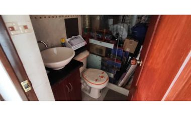 venta de casa urbana en conjunto de 152 M2 en 395 mill en La Mesa Cund