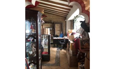 CASA BARRIO TIERRA LINDA  (bf)