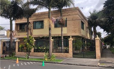 CASA BARRIO TIERRA LINDA  (bf)