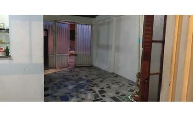 Se vende casa Económica en la zona urbana de Apulo