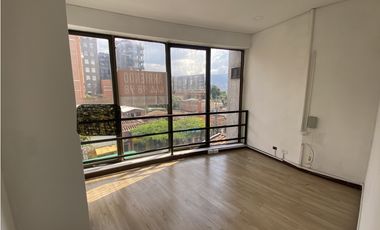 SE VENDE OFICINA EN EL POBLADO P3