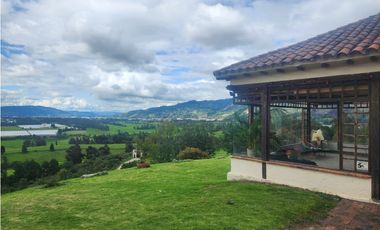 VENTA O ARRIENDO CASA CAMPESTRE UN PISO SOPO