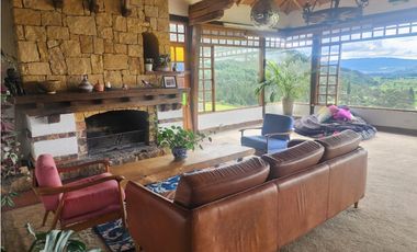 VENTA O ARRIENDO CASA CAMPESTRE UN PISO SOPO