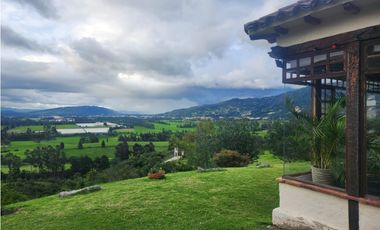 VENTA O ARRIENDO CASA CAMPESTRE UN PISO SOPO