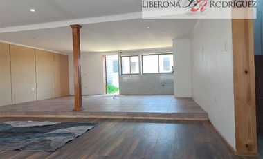 Casa en Venta en Amplia casa en Santa Inés