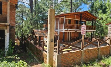 Bonita cabaña en construcción para remodelación en zona céntrica de mazamitla, Jalisco con vista panorámica al bosque.