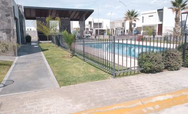 CASA EN VENTA EN VIÑEDOS TORREÓN