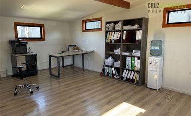 Oficina en Venta en Cercano al Jumbo de Puerto Montt