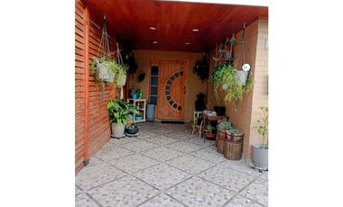 SE VENDE CASA, EN CIUDAD DEL SOL MODELO PRAGA , PUENTE ALTO