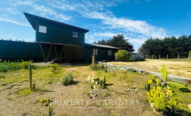 Pichilemu, Impecable casa con vista al mar en el Pangal