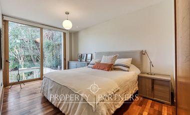 Gran casa mediterránea en condominio Santuario del Valle