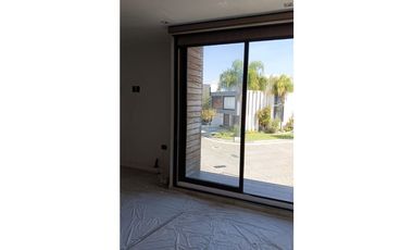 Casa en Renta en Parque Coahuila, Lomas de Angelópolis III
