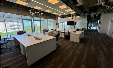 Oficina en renta o venta  lujosa  vista al mar amueblada 553 m2