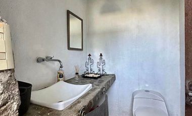 CASA EN VENTA EN FRACC. CERRO VERDE, MORELIA