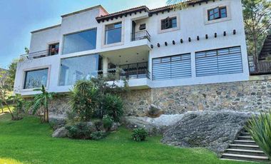 CASA EN VENTA EN FRACC. CERRO VERDE, MORELIA