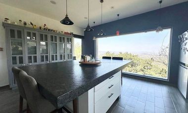 CASA EN VENTA EN FRACC. CERRO VERDE, MORELIA