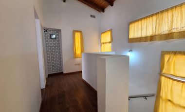 VENTA/PERMUTA - Casa - 3 dormitorios con pileta - Roldan