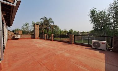 VENTA/PERMUTA - Casa - 3 dormitorios con pileta - Roldan