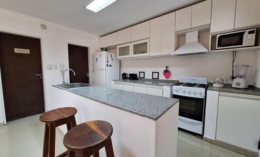 VENTA/PERMUTA - Casa - 3 dormitorios con pileta - Roldan