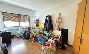 Departamento de 4 dormitorios en piso exclusivo frente a monumento - Córdoba 695 Piso 7
