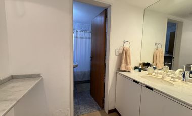 Departamento de 4 dormitorios en piso exclusivo frente a monumento - Córdoba 695 Piso 7