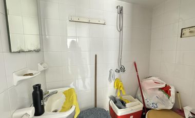Departamento de 4 dormitorios en piso exclusivo frente a monumento - Córdoba 695 Piso 7