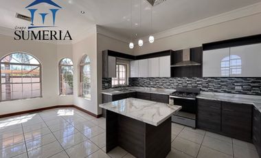 HERMOSA CASA EN RESIDENCIAL PRIVADO