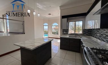 HERMOSA CASA EN RESIDENCIAL PRIVADO