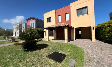 Casa - Altos de Hudson I