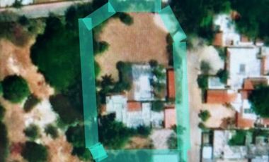 RESIDENCIA EN PRIVADA COLONIAL, EN CHUBURNA