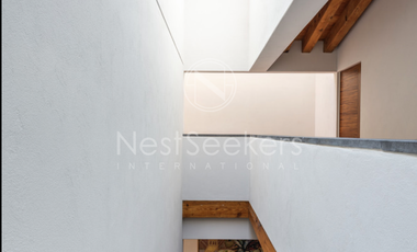 Casa en Venta con espectacular vista al lago