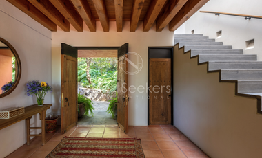 Casa en Venta con espectacular vista al lago