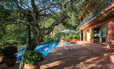 Casa en Venta con espectacular vista al lago