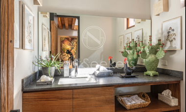 Casa en Venta con espectacular vista al lago