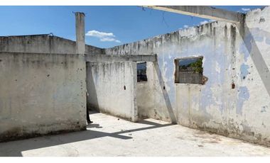 CONSTRUCCION QUE SE VENDE DE OPORTUNIDAD COMO TERRENO