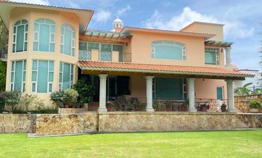 VENTA DE CASA EN GRAN RESERVA COUNTRY CLUB GOLF RESORT IXTAPAN DE LA SAL