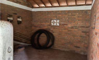 Venta finca lote con 192.000m2  con pesebreras, en La Ceja