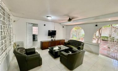 Venta de Casa Comercial en avenida principal en Santa Marta