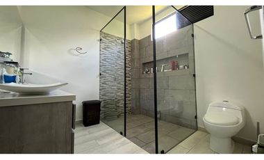 VENTA DE MAGNIFICA CASA CAMPESTRE SECTOR EL TIGRE PEREIRA