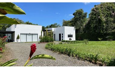 VENTA DE MAGNIFICA CASA CAMPESTRE SECTOR EL TIGRE PEREIRA