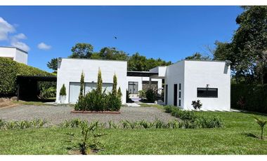 VENTA DE MAGNIFICA CASA CAMPESTRE SECTOR EL TIGRE PEREIRA
