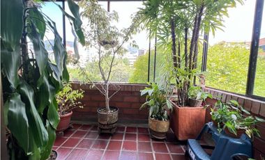VENDO APARTAMENTO PARA REMODELAR SECTOR OVIEDO