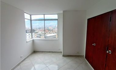 AMPLIO APARTAMENTO CON EXCELENTE UBICACION EN MEDELLIN LA CANDELARIA