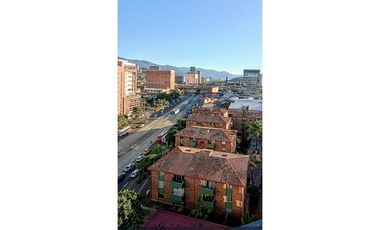 AMPLIO APARTAMENTO CON EXCELENTE UBICACION EN MEDELLIN LA CANDELARIA
