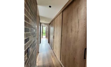 Venta de Casa Ubicada en Vereda Samaria del Carmen de Viboral