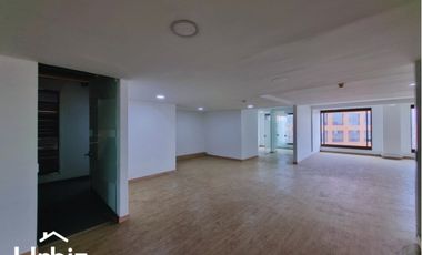 Oficina de 927m en Arriendo en Cll 72 en centro financiero de Bogota